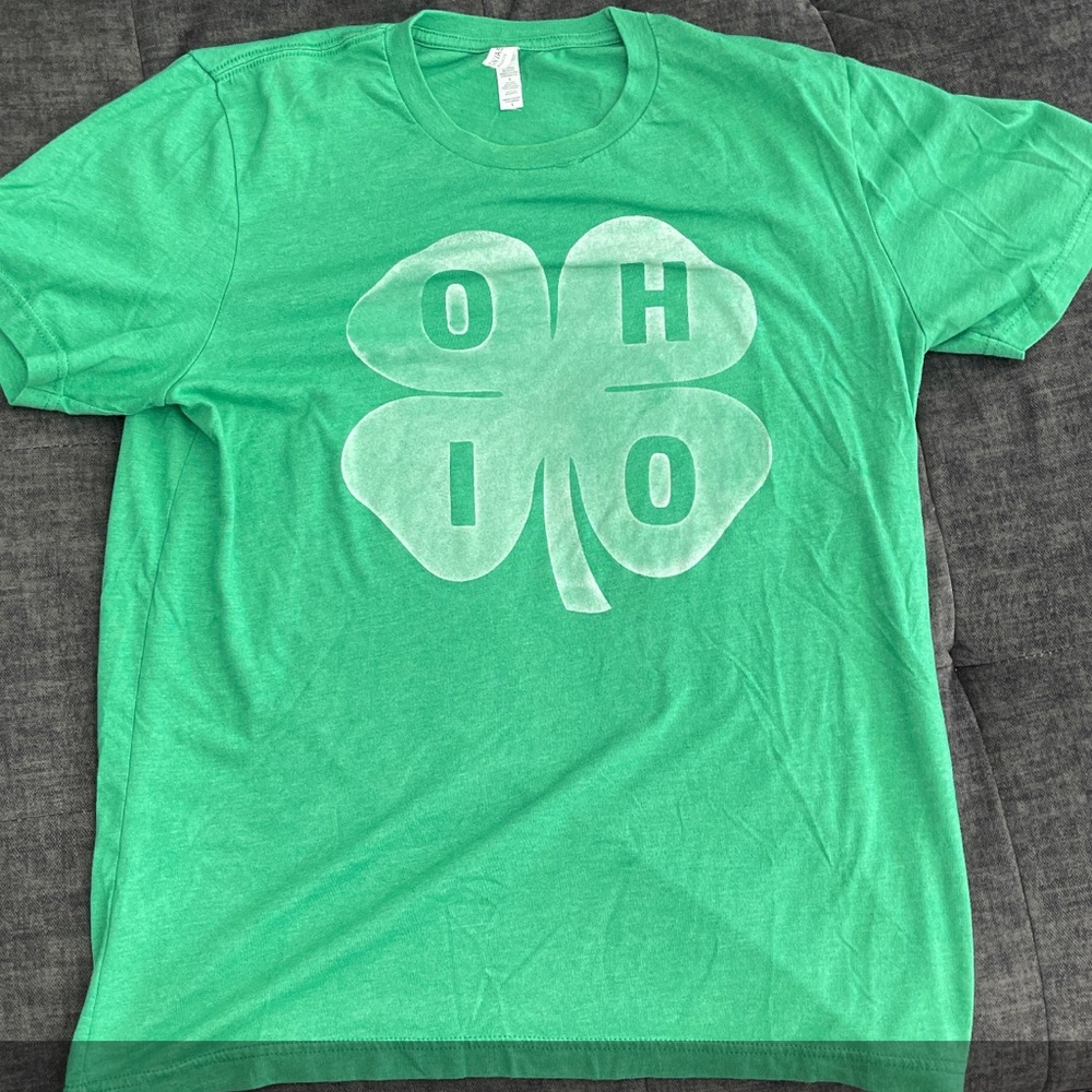 Like new Ohio Shamrock Tissue t-shirt size large